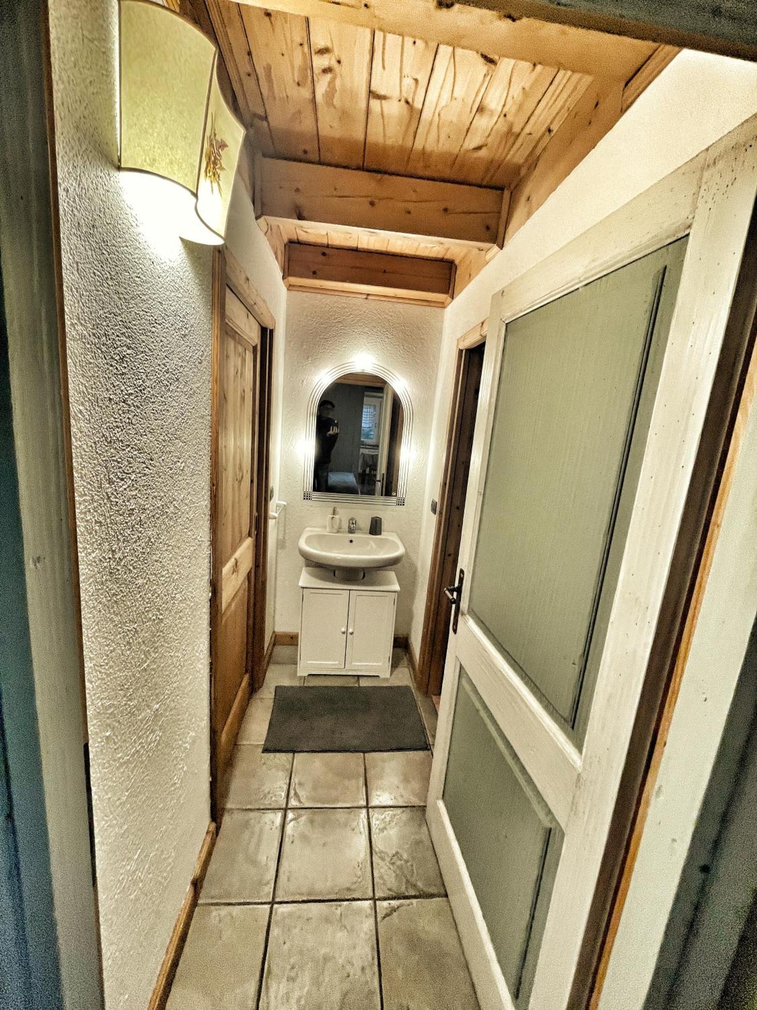 Appartement La Casina Di Oscar Ad Ao V Combe Vda Quart 0014 E 00I6 Extérieur photo